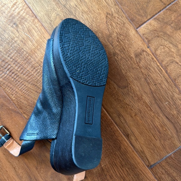 Gentle Souls wedge sandals MOVING SALE MUST SELL BY THURSDAY - Picture 5 of 5